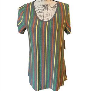Lularoe striped Classic t-shirt size medium NWT